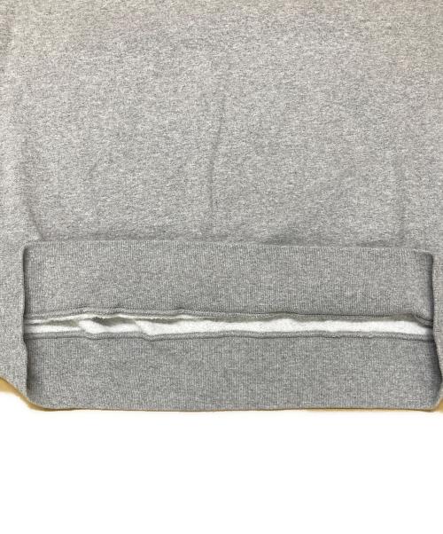 SUPREME（シュプリーム）Supreme (シュプリーム) Small Box Raglan Crewneck グレー サイズ:Ⅿの古着・服飾アイテム