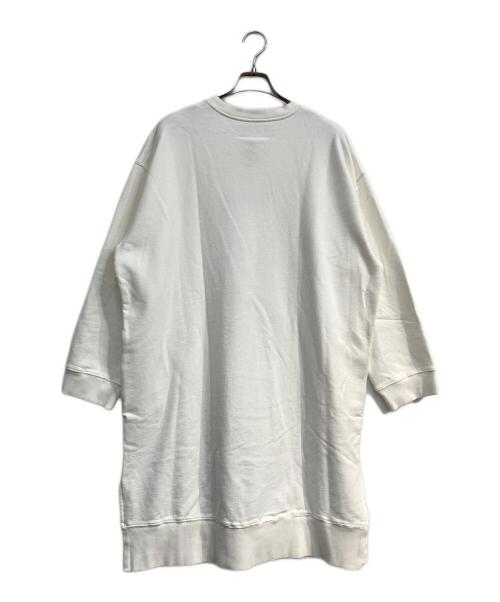 MM6 Maison Margiela（エムエムシックスメゾンマルジェラ）MM6 Maison Margiela (エムエムシックスメゾンマルジェラ) エンボスオーバ‐サイズスウェットワンピース ホワイト サイズ:M 未使用品の古着・服飾アイテム