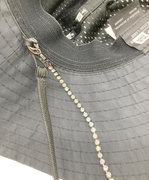 New Era（ニューエラ）New Era (ニューエラ) N°21 (ヌメロヴェントゥーノ) ビーズ付きストラップハット ブラックの古着・服飾アイテム