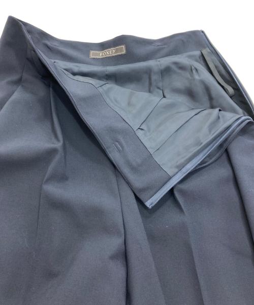 FOXEY（フォクシー）FOXEY (フォクシー) タックワイドパンツ ネイビー サイズ:40の古着・服飾アイテム