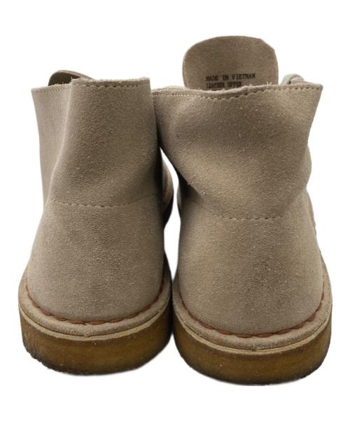 CLARKS（クラークス）CLARKS (クラークス) チャッカーブーツ ベージュ サイズ: 7 1/2の古着・服飾アイテム