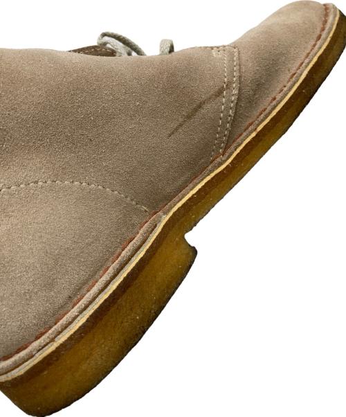 CLARKS（クラークス）CLARKS (クラークス) チャッカーブーツ ベージュ サイズ: 7 1/2の古着・服飾アイテム