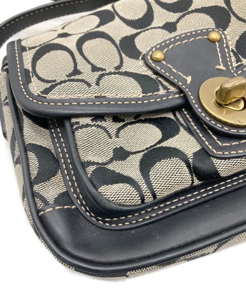 COACH（コーチ）COACH (コーチ) ターンロックショルダーバッグ ベージュ×ブラックの古着・服飾アイテム