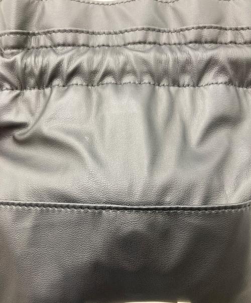 beautiful people（ビューティフルピープル）beautiful people (ビューティフルピープル) STUDIOUS (ステュディオス) 別注2Way Leather Drawstring Shoulder Bag ブラックの古着・服飾アイテム
