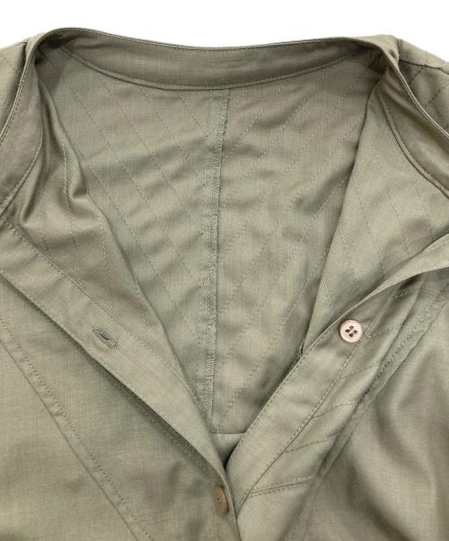 willfully（ウィルフリー）willfully (ウィルフリー) patchwork frill volume sleeve オリーブ サイズ:Freeの古着・服飾アイテム