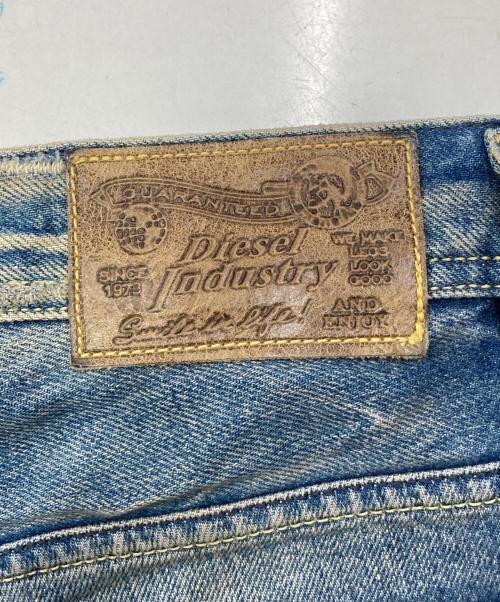 DIESEL（ディーゼル）DIESEL (ディーゼル) VIKER ダメージ加工デニムパンツ ブルー サイズ: W30×L32の古着・服飾アイテム