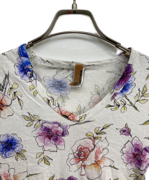 JOHN GALLIANO（ジョンガリアーノ）JOHN GALLIANO (ジョンガリアーノ) 半袖Tシャツ ホワイト サイズ:XSの古着・服飾アイテム