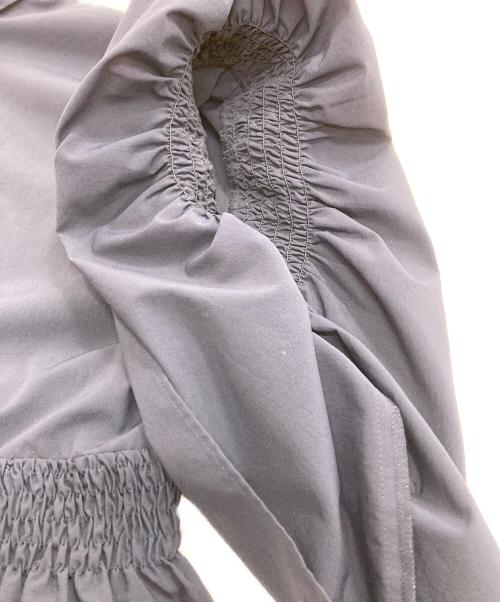 UNITED ARROWS TOKYO（ユナイテッドアローズトウキョウ）UNITED ARROWS TOKYO (ユナイテッドアローズトウキョウ) イレギュラー シャーリング 六分袖 ブラウス ネイビー サイズ:38の古着・服飾アイテム