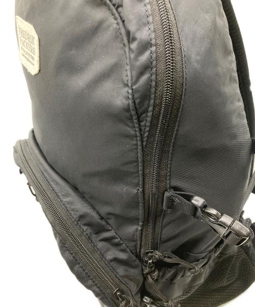 FREDRIK PACKERS（フレドリックパッカーズ）FREDRIK PACKERS (フレドリックパッカーズ) ナイロンリュック ブラックの古着・服飾アイテム