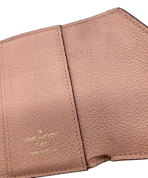LOUIS VUITTON（ルイ ヴィトン）LOUIS VUITTON (ルイ ヴィトン) ポルトフォイユ・ゾエ/3つ折り財布　モノグラム ピンクの古着・服飾アイテム