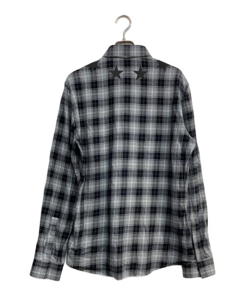 GIVENCHY（ジバンシィ）GIVENCHY (ジバンシィ) スターチェックシャツ グレー サイズ:40の古着・服飾アイテム