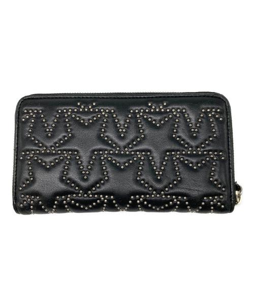 JIMMY CHOO（ジミーチュウ）JIMMY CHOO (ジミーチュウ) スタースタッズラウンドジップウォレット ブラックの古着・服飾アイテム