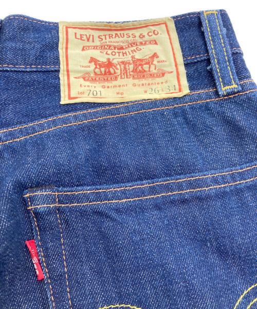 LEVI'S VINTAGE CLOTHING（リーバイス ビンテージ クロージング）LEVI'S VINTAGE CLOTHING (リーバイス ビンテージ クロージング) 701デニムパンツ インディゴ サイズ:W26の古着・服飾アイテム