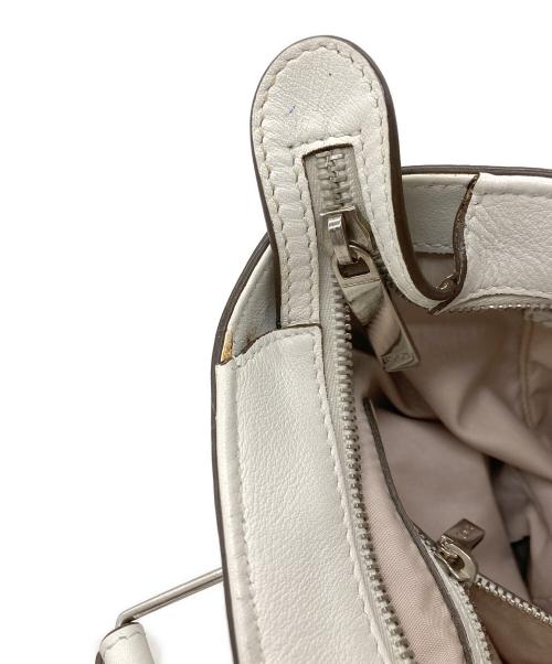 TOD'S（トッズ）TOD'S (トッズ) スタッズフラワートートバッグの古着・服飾アイテム