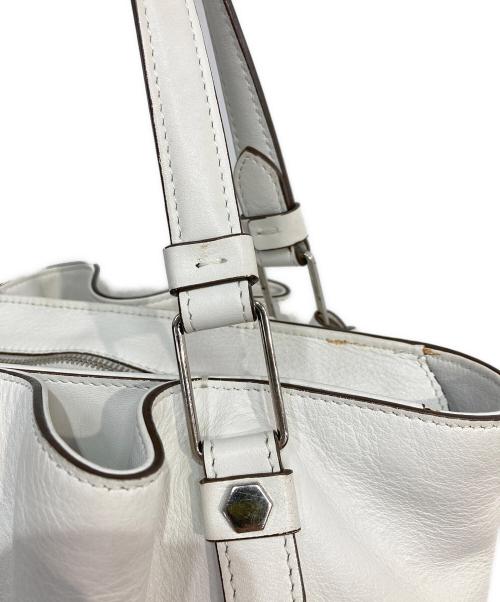 TOD'S（トッズ）TOD'S (トッズ) スタッズフラワートートバッグの古着・服飾アイテム