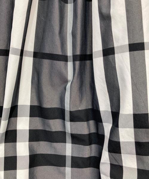 UNITED ARROWS（ユナイテッドアローズ）UNITED ARROWS (ユナイテッドアローズ) P チェック タフタ スカート ブラック サイズ:36の古着・服飾アイテム
