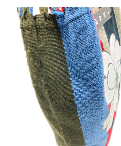 MARNI（マルニ）MARNI (マルニ) フラワーハンモックバッグ ネイビーの古着・服飾アイテム