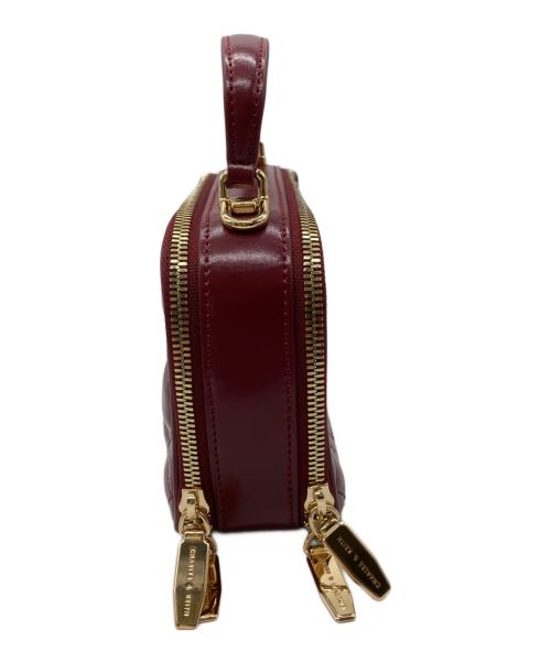 CHARLES & KEITH（チャールズアンドキース）CHARLES & KEITH (チャールズアンドキース) ドゥオ キルトバニティトップハンドルバッグ レッドの古着・服飾アイテム