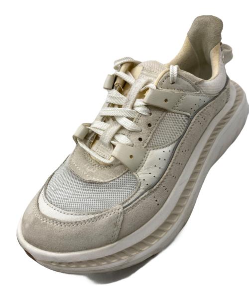 UGG（アグ）UGG (アグ) CA805V2 ベージュ サイズ:24.5㎝の古着・服飾アイテム