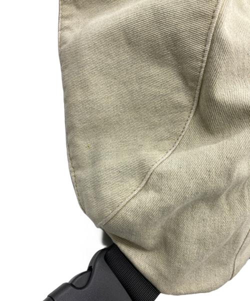 YARDSALE（ヤードセール）YARDSALE (ヤードセール) Denim Sling Backpack ベージュの古着・服飾アイテム