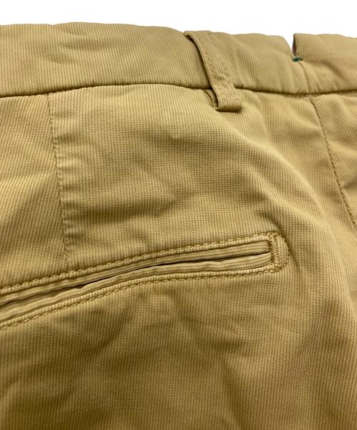 BERWICH（ベルウィッチ）BERWICH (ベルウィッチ) SOVEREIGN (ソブリン) テーパードパンツ ベージュ サイズ:48の古着・服飾アイテム