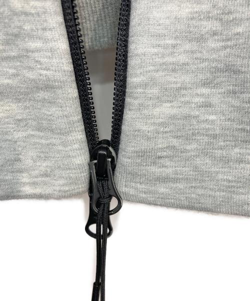 NIKE（ナイキ）NIKE (ナイキ) テック フリース ボンバージャケット グレー サイズ:Mの古着・服飾アイテム