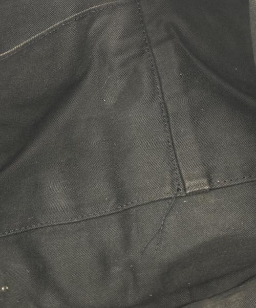 ZER（ゼットイーアール）ZER (ゼットイーアール) レザーショルダーバッグ ブラックの古着・服飾アイテム