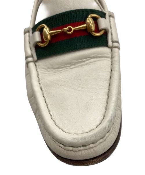 GUCCI（グッチ）GUCCI (グッチ) ホースビットローファー ホワイト サイズ:361/2の古着・服飾アイテム