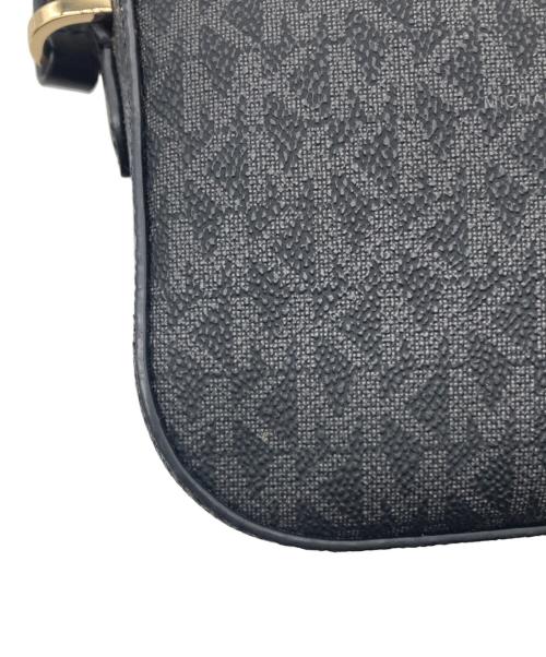 MICHAEL KORS（マイケルコース）MICHAEL KORS (マイケルコース) ショルダーバッグ ブラックの古着・服飾アイテム