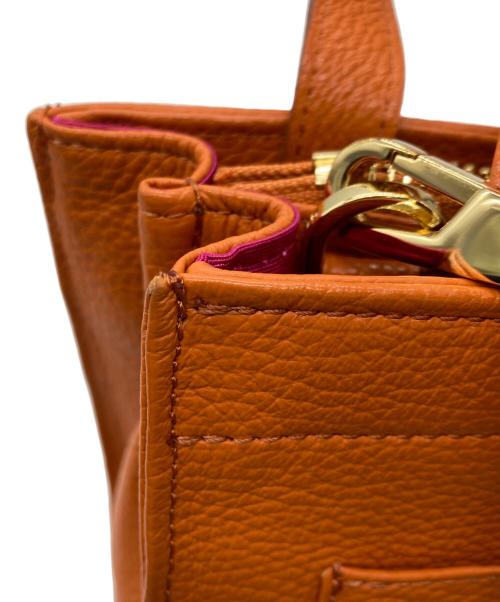 VIOLAd'ORO（ヴィオラドーロ）VIOLAd'ORO (ヴィオラドーロ) CAREE イタリアンレザー型押しシュリンクスクエアトートBAG オレンジの古着・服飾アイテム