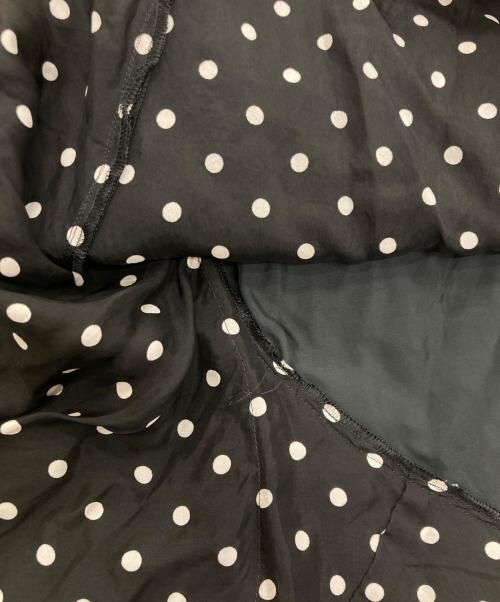 JUNYA WATANABE COMME des GARCONS（(ジュンヤワタナベ コムデギャルソン）JUNYA WATANABE COMME des GARCONS ((ジュンヤワタナベ コムデギャルソン) キュプラドットプリントフリルスカート ブラック サイズ:Sの古着・服飾アイテム
