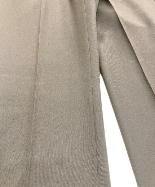 GIVENCHY（ジバンシィ）GIVENCHY (ジバンシィ) 3Pセットアップスーツ ブラウン サイズ:-の古着・服飾アイテム