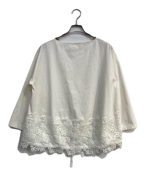 BEARDSLEY（ビアズリー）BEARDSLEY (ビアズリー) 裾レースカットソー ホワイト サイズ:Freeの古着・服飾アイテム
