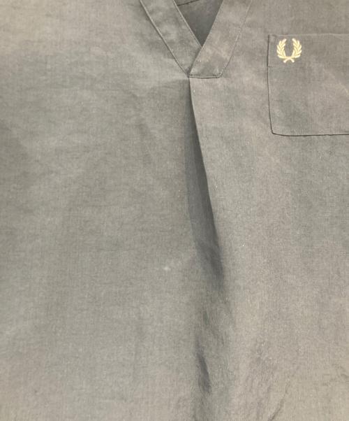 FRED PERRY（フレッドペリー）FRED PERRY (フレッドペリー) Short Sleeve Skipper Shirt ネイビー サイズ:UK10の古着・服飾アイテム