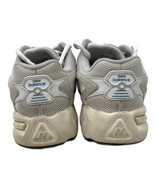 NEW BALANCE（ニューバランス）NEW BALANCE (ニューバランス) スニーカー ベージュ サイズ:23.5cmの古着・服飾アイテム