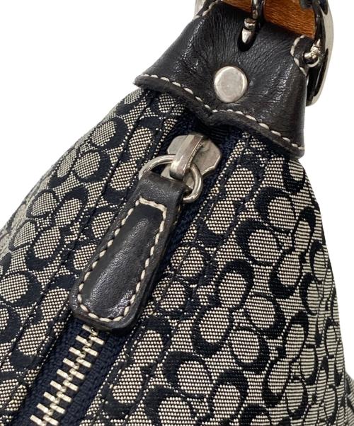 COACH（コーチ）COACH (コーチ) ミニシグネチャーワンハンドルバッグ ブラックの古着・服飾アイテム
