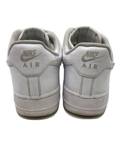 NIKE（ナイキ）NIKE (ナイキ) ローカットスニーカー ホワイト サイズ:26cmの古着・服飾アイテム