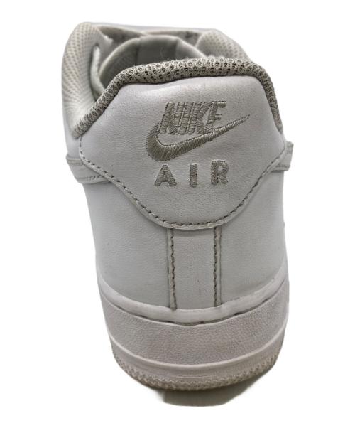 NIKE（ナイキ）NIKE (ナイキ) ローカットスニーカー ホワイト サイズ:26cmの古着・服飾アイテム