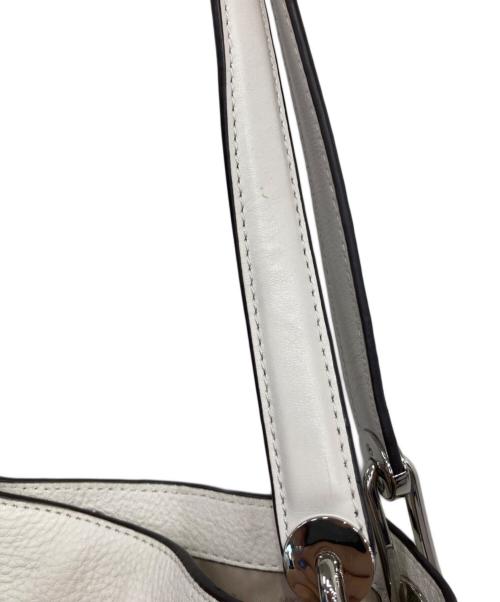 MICHAEL KORS（マイケルコース）MICHAEL KORS (マイケルコース) フラワービジュートートバッグ アイボリーの古着・服飾アイテム