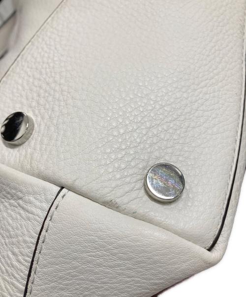 MICHAEL KORS（マイケルコース）MICHAEL KORS (マイケルコース) フラワービジュートートバッグ アイボリーの古着・服飾アイテム
