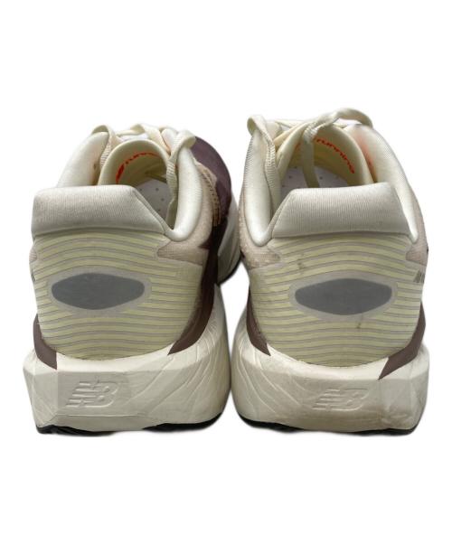 NEW BALANCE（ニューバランス）NEW BALANCE (ニューバランス) FuelCell Rebel ベージュ サイズ:27cmの古着・服飾アイテム