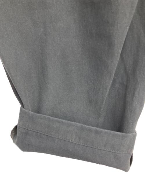 evam eva（エヴァムエヴァ）evam eva (エヴァムエヴァ) easy tuck pants ブラック サイズ:2の古着・服飾アイテム