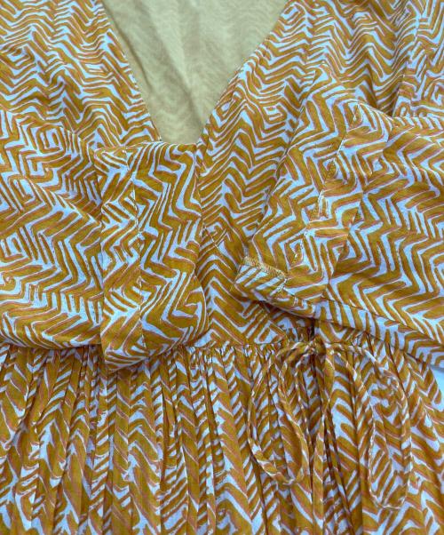 ne quittez pas（ヌキテパ）ne quittez pas (ヌキテパ) COTTON VOILE ZIGZAG GOWN オレンジ サイズ:記載なしの古着・服飾アイテム
