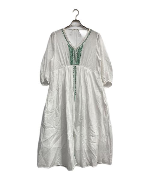 ne quittez pas（ヌキテパ）ne quittez pas (ヌキテパ) VOILE EMB V NECK DRESS ホワイト サイズ:freeの古着・服飾アイテム