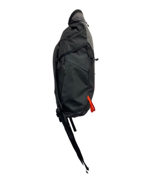HAGLOFS（ホグロフス）HAGLOFS (ホグロフス) katla RT 30 ブラックの古着・服飾アイテム