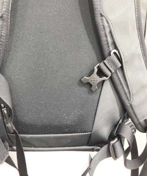 HAGLOFS（ホグロフス）HAGLOFS (ホグロフス) katla RT 30 ブラックの古着・服飾アイテム