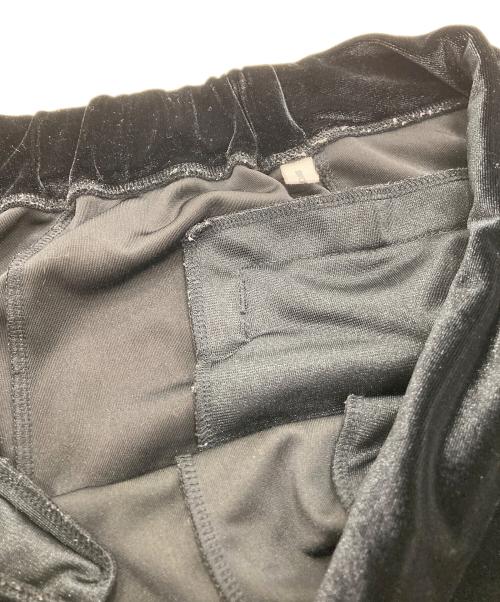 YSTRDY'S TMRRW（イエスタデイズトゥモロウ）YSTRDY'S TMRRW (イエスタデイズトゥモロウ) ベロアクロップドパンツ ブラック サイズ:Ｍの古着・服飾アイテム