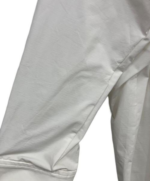 VIRINA（ヴィリーナ）VIRINA (ヴィリーナ) スージーパールボタンシャツ ホワイト サイズ:Mの古着・服飾アイテム