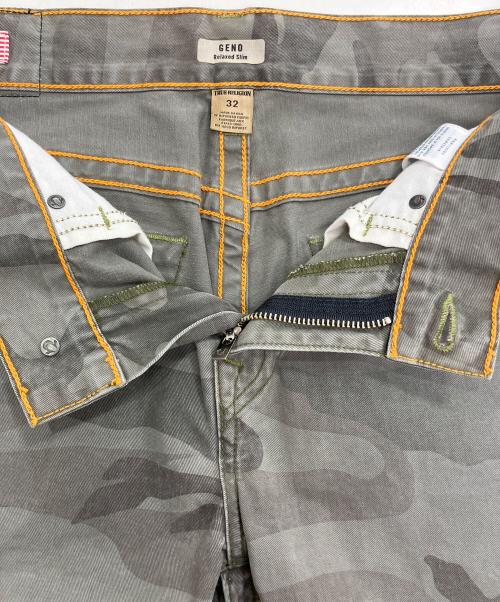 TRUE RELIGION（トゥルー レリジョン）TRUE RELIGION (トゥルー レリジョン) GENO relaxed slim カモフラパンツ カーキ サイズ:32の古着・服飾アイテム