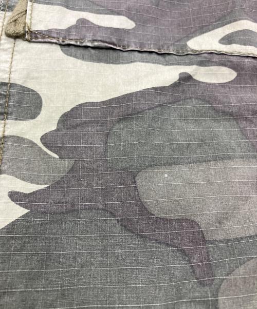 PEARLY GATES（パーリーゲイツ）PEARLY GATES (パーリーゲイツ) カモフラパンツ グリーン サイズ:5の古着・服飾アイテム